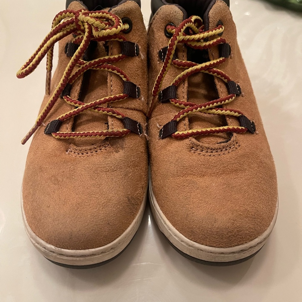 Carter’s Milo 2 Tan Boots size 11